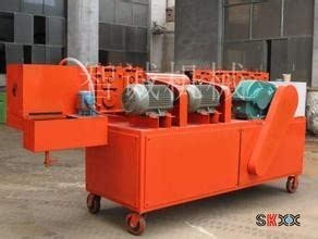 億發(fā)鋼管調(diào)直除銹刷漆一體機(jī) 建筑公司的好幫手 圖